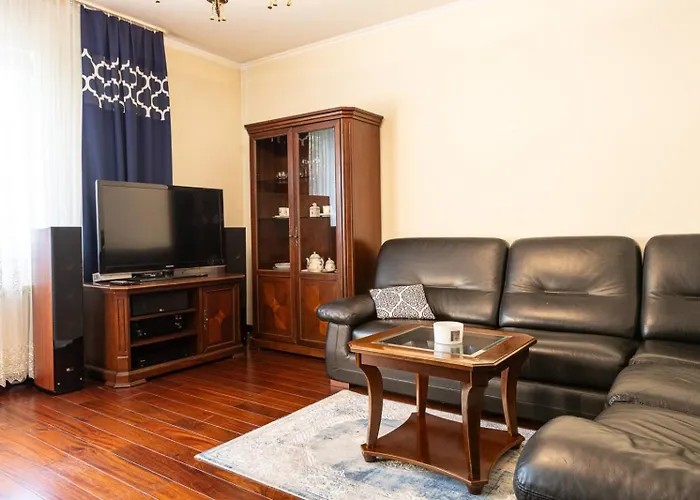 - Cracow 70m2 Apartamento