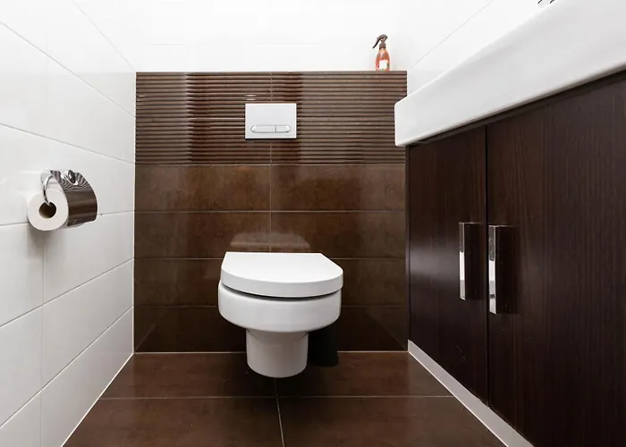 - Cracow 70m2 * קרקוב